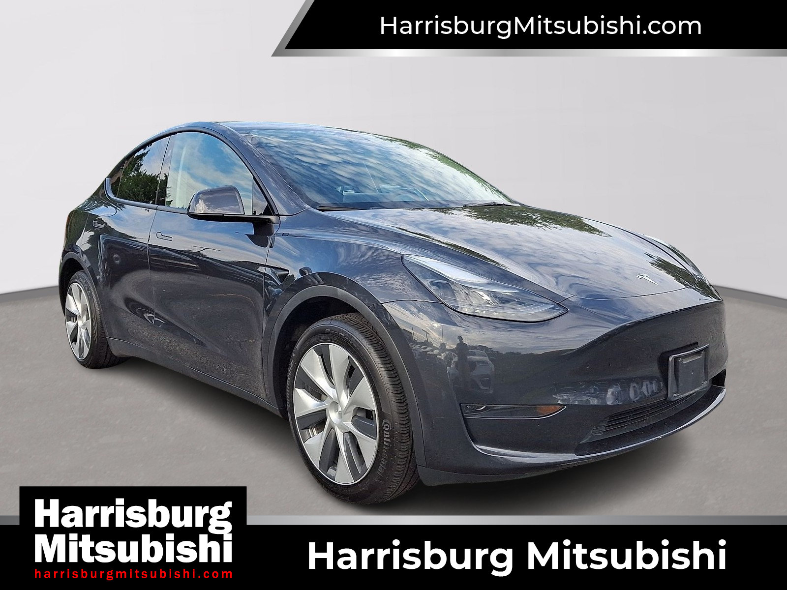 Used 2024 Tesla Model Y Long Range RWD image 1