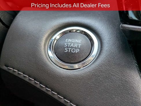 Used 2022 Toyota Highlander XLE FWD image 31