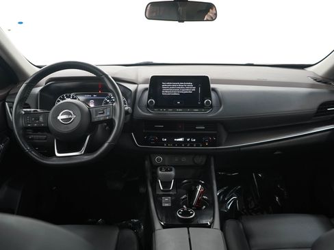 Used 2023 Nissan Rogue SV w/ SV Premium B Package AWD/4WD image 16