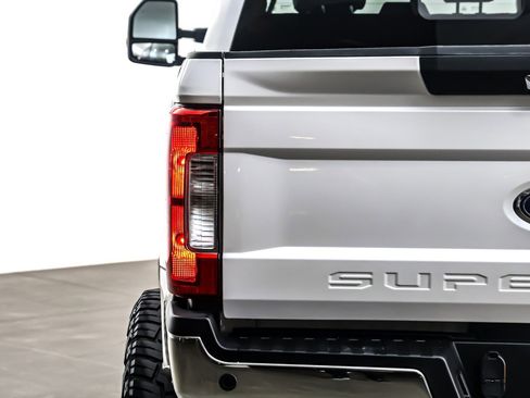 Used 2017 Ford F350 Lariat w/ Lariat Value Package image 15