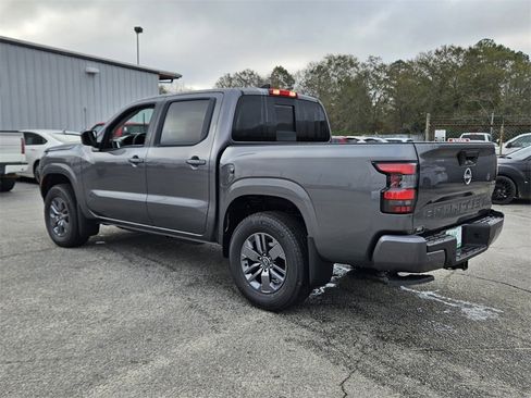 New 2026 Nissan Frontier SV image 6