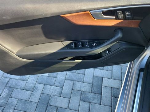 Used 2021 Audi A5 2.0T Premium image 20