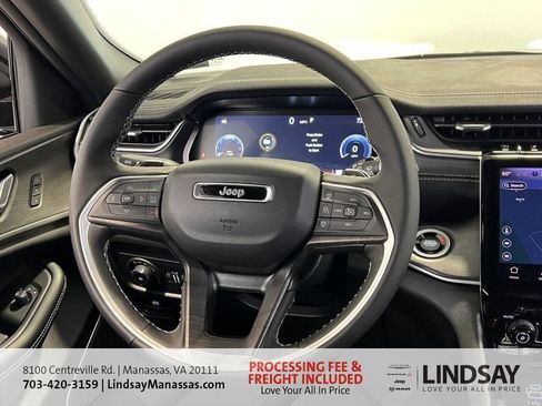 New 2025 Jeep Grand Cherokee L Limited w/ Luxury Tech Group II AWD/4WD image 22