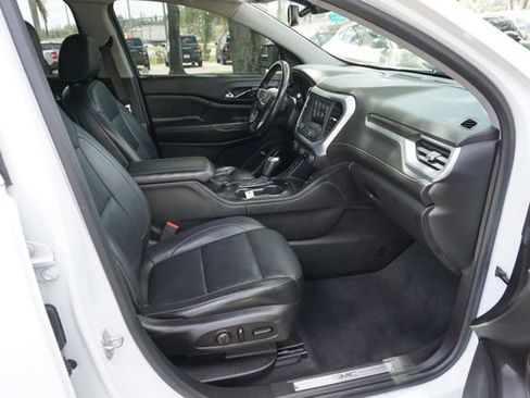 Used 2018 GMC Acadia SLT FWD image 3