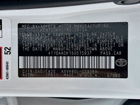 Certified 2025 Toyota Camry SE image 31