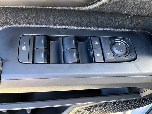 New 2025 Toyota Tacoma Limited image 20