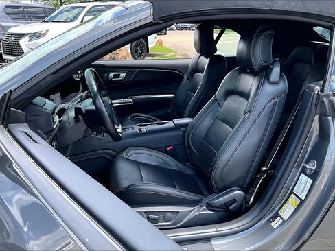 Used 2024 Ford Mustang Premium image 7