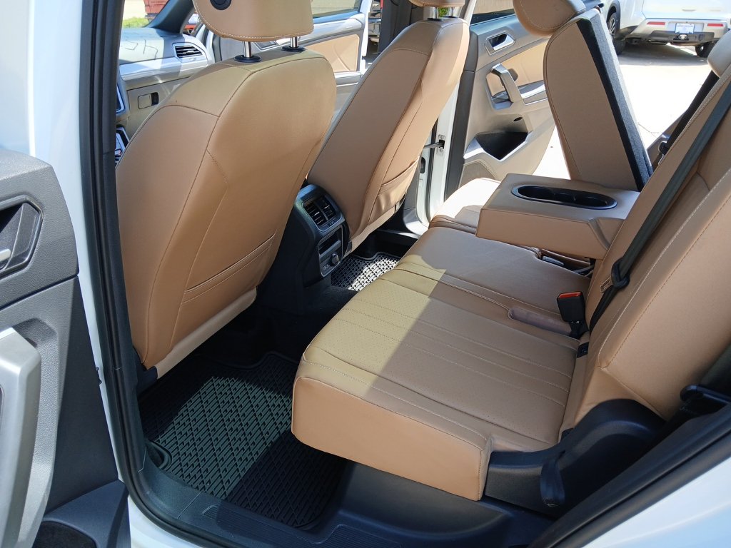 Used 2024 Volkswagen Tiguan SE R-Line w/ MDO Package, Three-Row FWD image 21