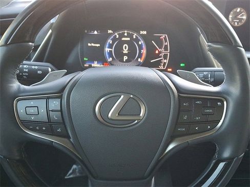 Used 2019 Lexus ES 350 image 21