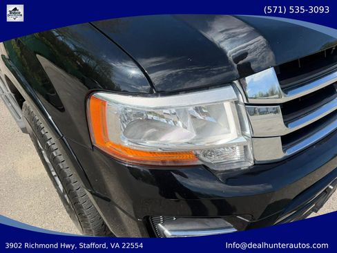 Used 2017 Ford Expedition XLT RWD image 4