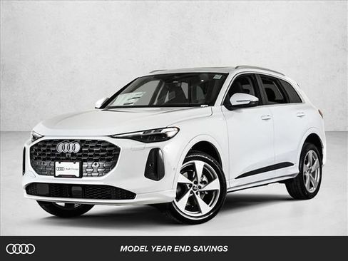 New 2025 Audi Q5 Premium Plus image 1