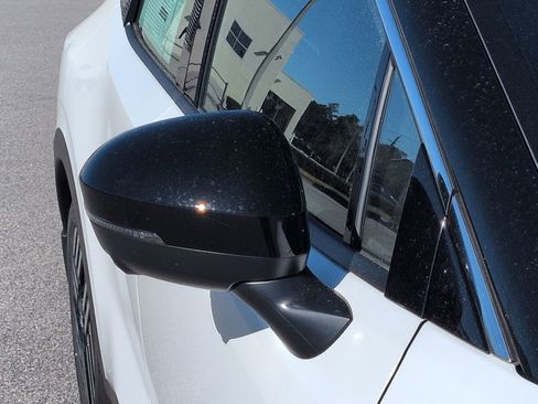 New 2026 Nissan Leaf SV+ image 13