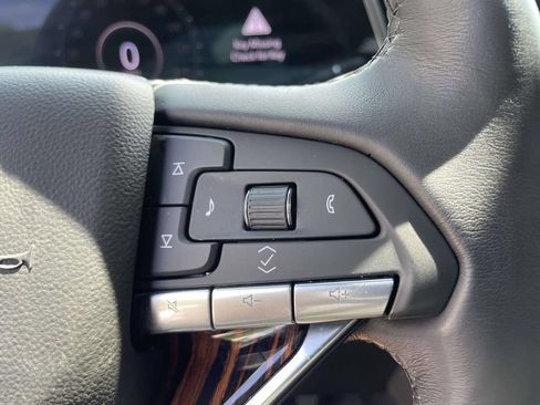 Used 2023 Cadillac Escalade Premium Luxury w/ LPO, Radiant Package AWD/4WD image 20