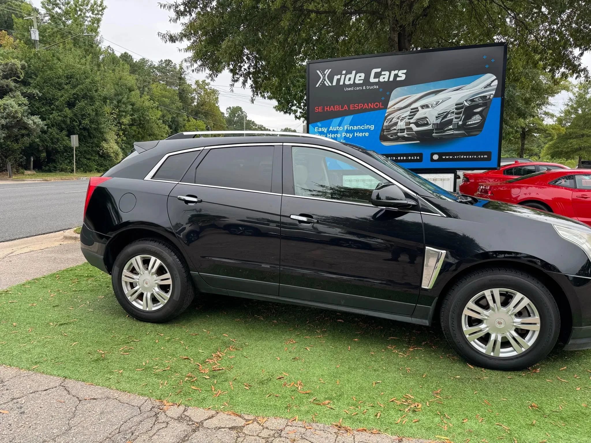 Used 2014 Cadillac SRX Luxury FWD image 4