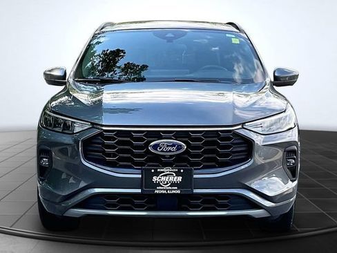 Used 2023 Ford Escape ST-Line Select w/ Tech Pack #2 AWD/4WD image 3