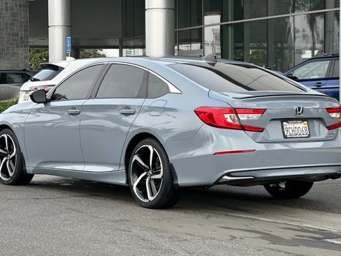 Used 2022 Honda Accord Sport image 6