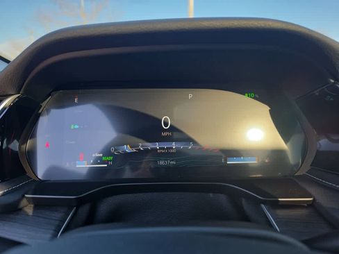 Used 2024 Jeep Grand Cherokee Limited 4xe image 15