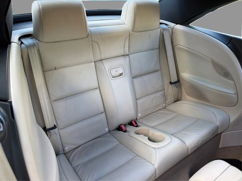 Used 2013 Volkswagen Eos Lux FWD image 17