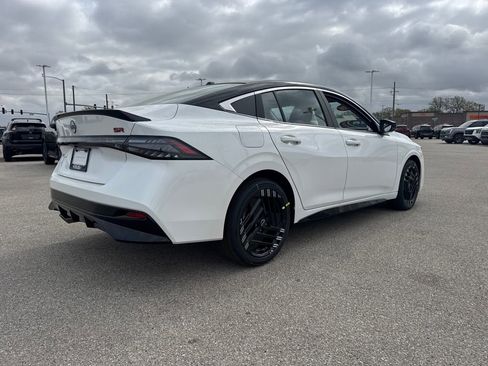 New 2026 Nissan Sentra SR w/ SR All Weather Package FWD image 6