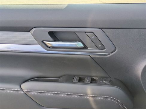 New 2026 GMC Terrain Elevation w/ Elevation Premium Package image 12