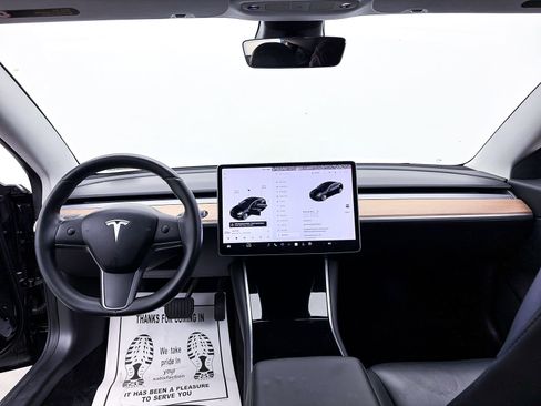 Used 2018 Tesla Model 3 Long Range image 19