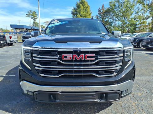 Certified 2024 GMC Sierra 1500 SLT image 2