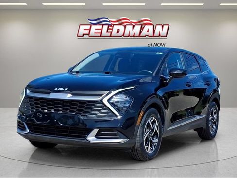 Used 2023 Kia Sportage LX FWD image 1