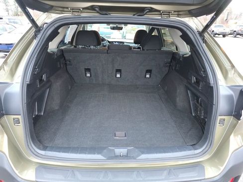 Used 2021 Subaru Outback Premium image 6