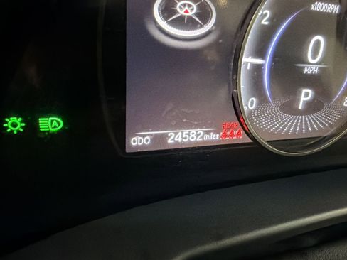 Certified 2025 Lexus ES 350 w/ Premium Package FWD image 23