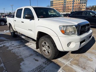Used 2011 Toyota Tacoma 4x4 Double Cab w/ SR5 Pkg #2 video 1