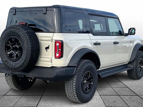 Used 2025 Ford Bronco Outer Banks w/ Sasquatch Package image 11