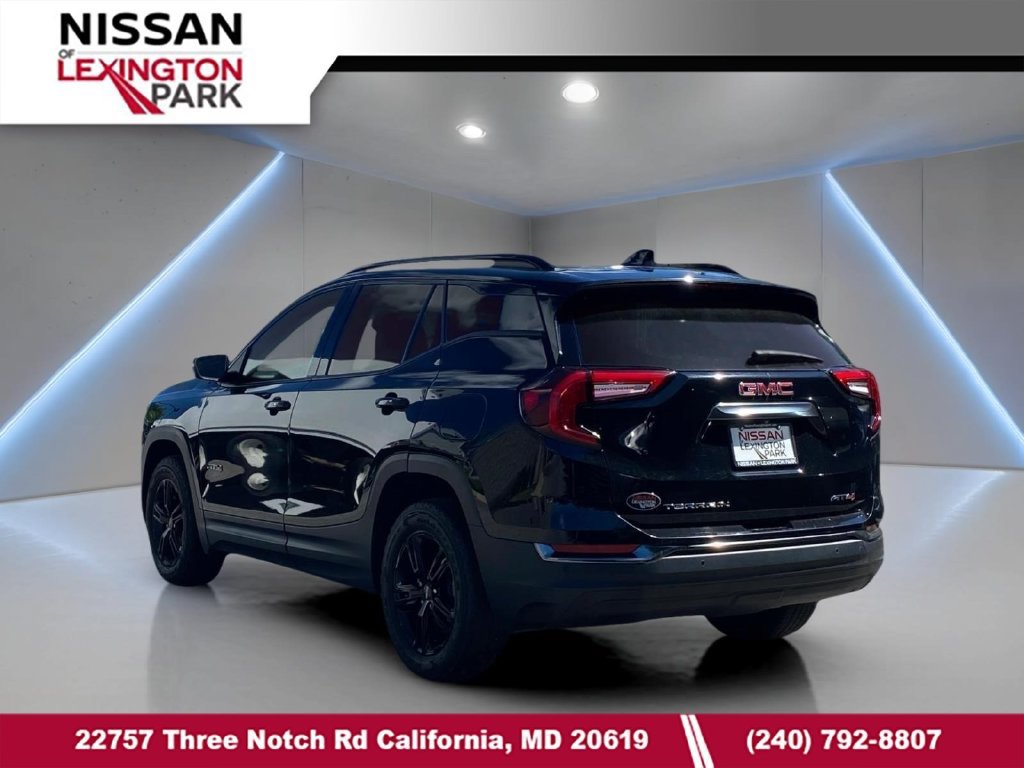 Used 2023 GMC Terrain AT4 AWD/4WD image 6