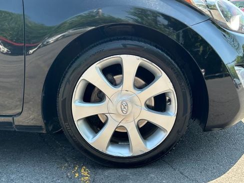 Used 2012 Hyundai Elantra Limited w/ Technology Pkg 5 FWD image 30