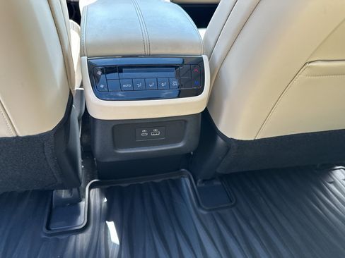 Used 2025 INFINITI QX60 Pure AWD/4WD image 20