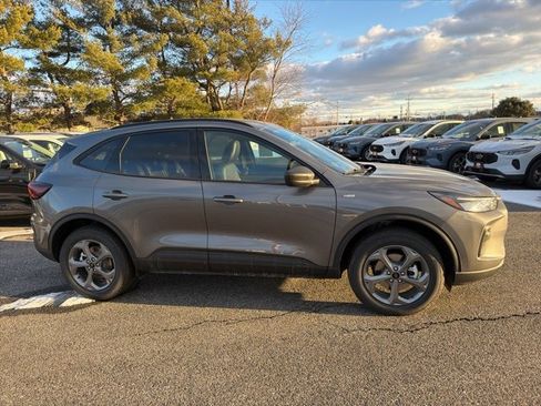 New 2026 Ford Escape ST-Line w/ Cold Weather Package image 2