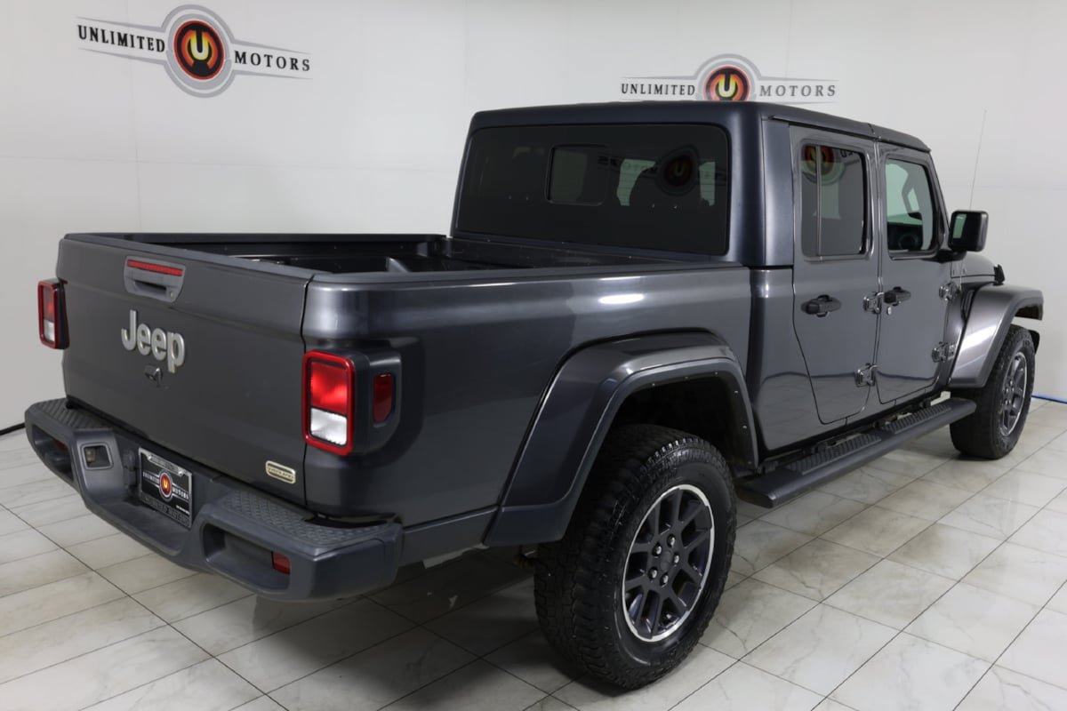 Used 2022 Jeep Gladiator Overland AWD/4WD image 3