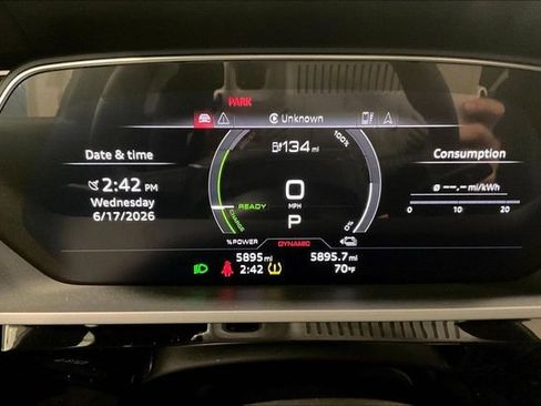 Used 2024 Audi Q8 e-tron Premium Plus w/ Premium Plus Package AWD/4WD image 20