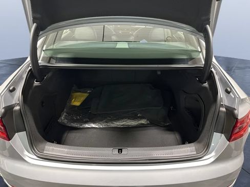 Used 2019 Audi A4 2.0T Premium Plus w/ Premium Plus Package AWD/4WD image 10