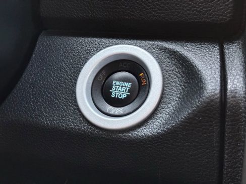 Used 2017 RAM 1500 Laramie w/ Convenience Group image 37