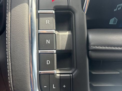 Used 2024 Chevrolet Tahoe LT RWD image 20
