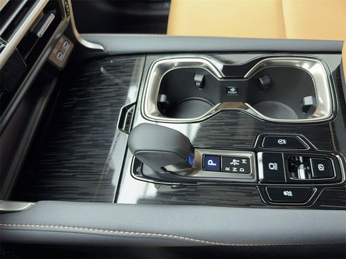 Used 2025 Lexus RX 350 Premium image 31