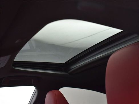 Used 2022 Lexus IS 350 F Sport image 31