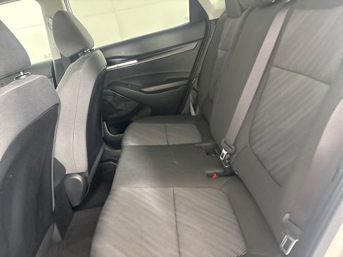 Used 2023 Kia Seltos LX image 19