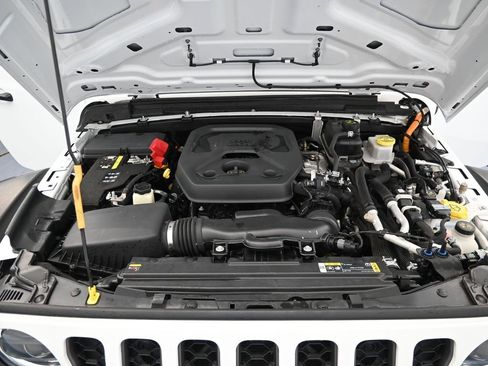 Used 2023 Jeep Wrangler Unlimited Rubicon 4xe w/ Cold Weather Group AWD/4WD image 12