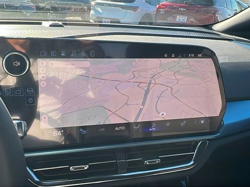 New 2026 Chevrolet Equinox EV LT image 23