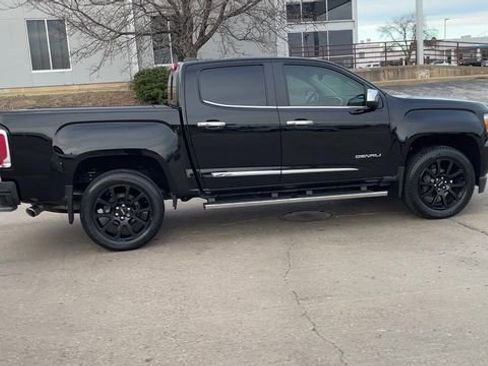 Used 2020 GMC Canyon Denali image 9