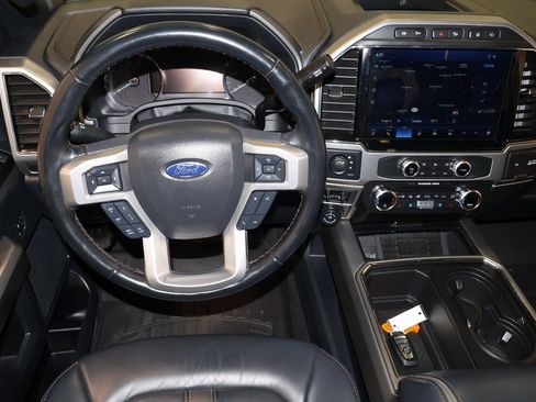 Certified 2022 Ford F250 Platinum w/ FX4 Off-Road Package image 24