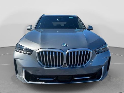 New 2026 BMW X5 xDrive50e w/ Executive Package AWD/4WD image 2