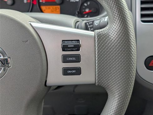 Used 2021 Nissan Frontier SV w/ Midnight Edition Floor Mats image 20