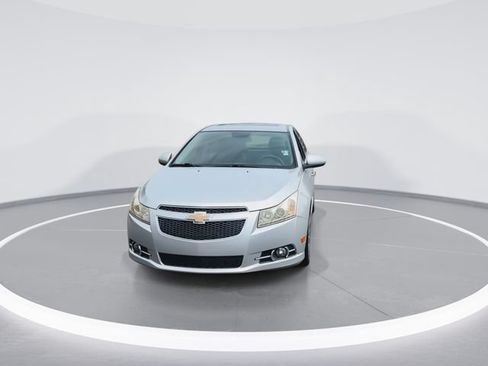 Used 2012 Chevrolet Cruze LTZ w/ RS Package FWD image 4